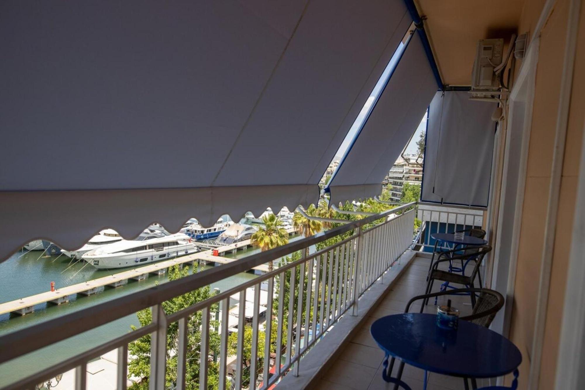 Cozy Apartment With Full View Marina Zeas Piräus Exterior foto